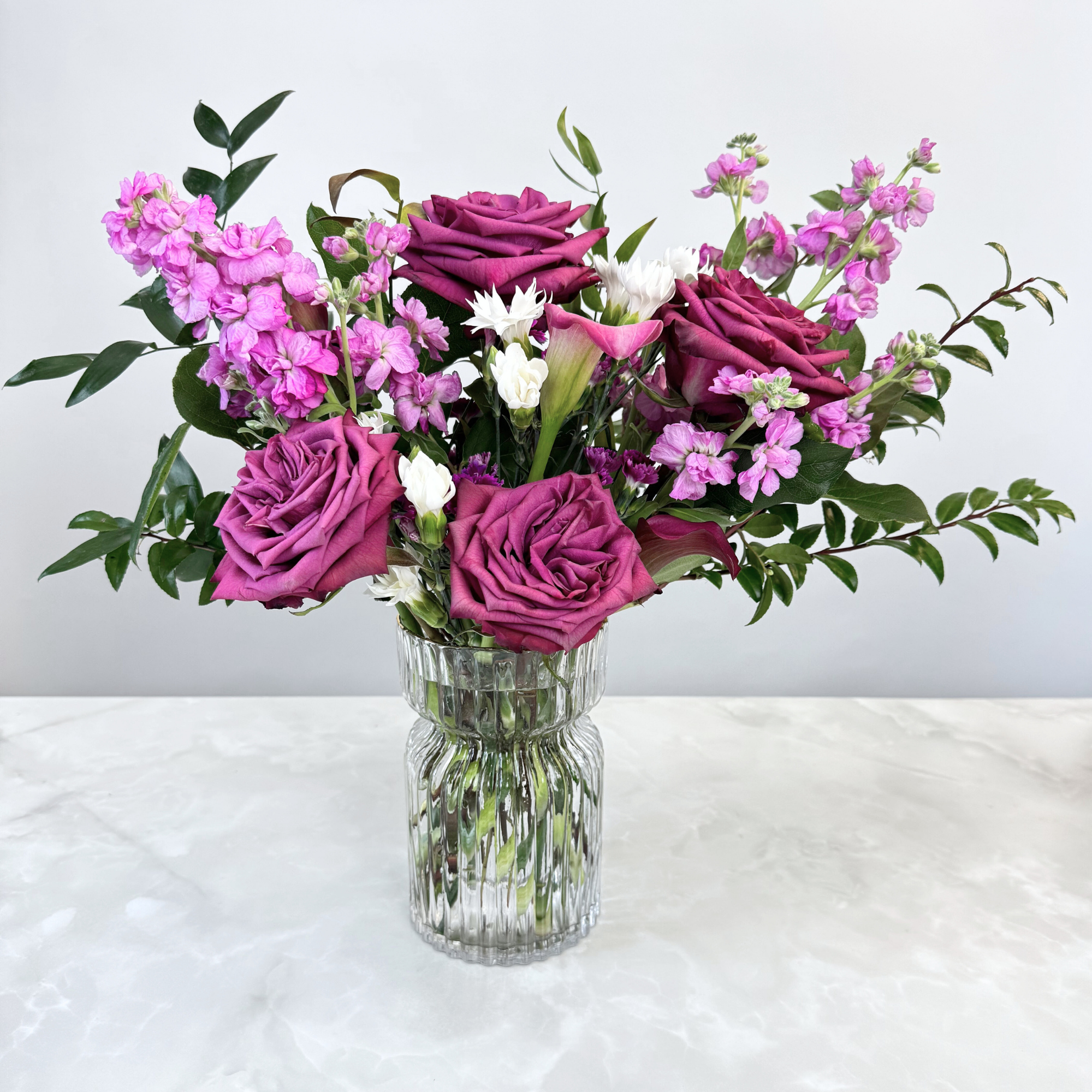 Dead Sexy - Deluxe Valentine Vase Arrangement